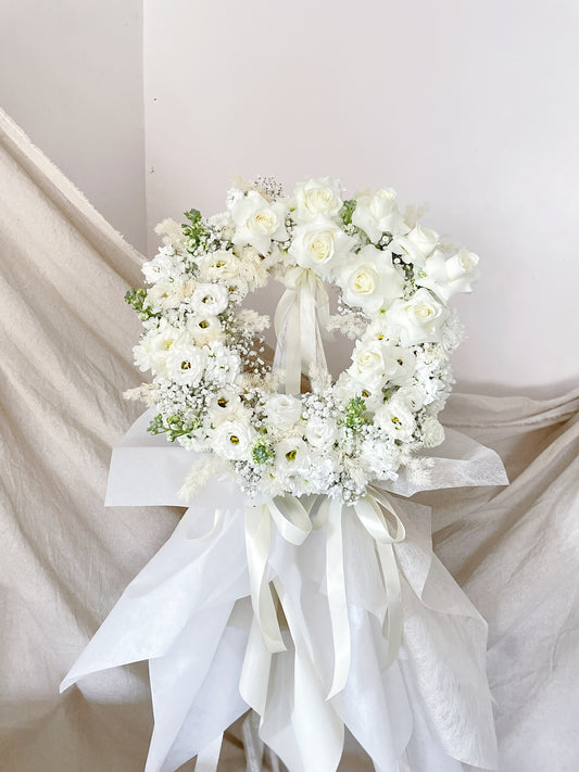 SNOW WREATH